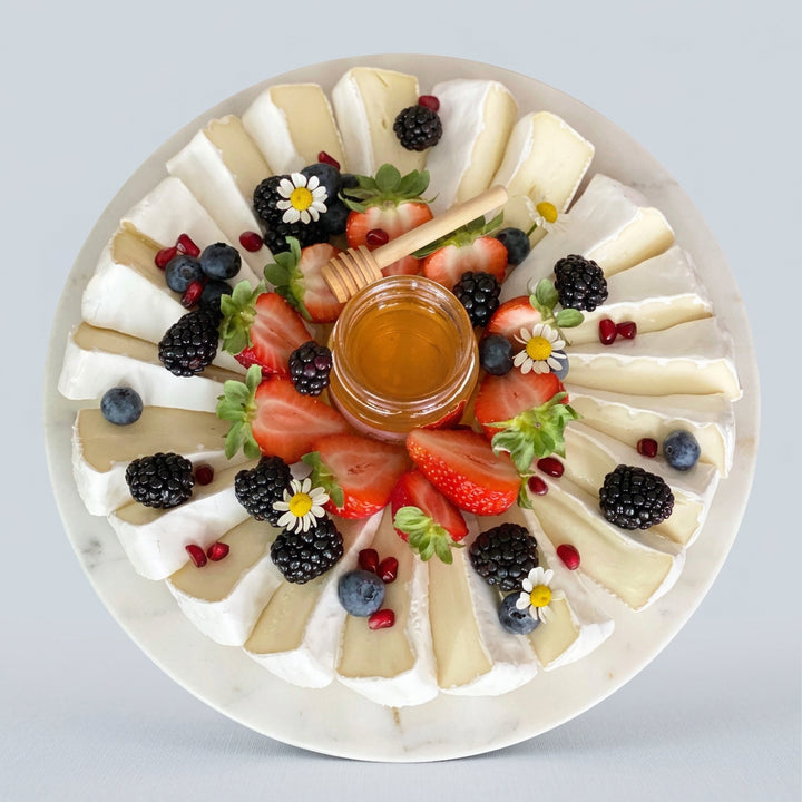 Brie & Berry Wheel